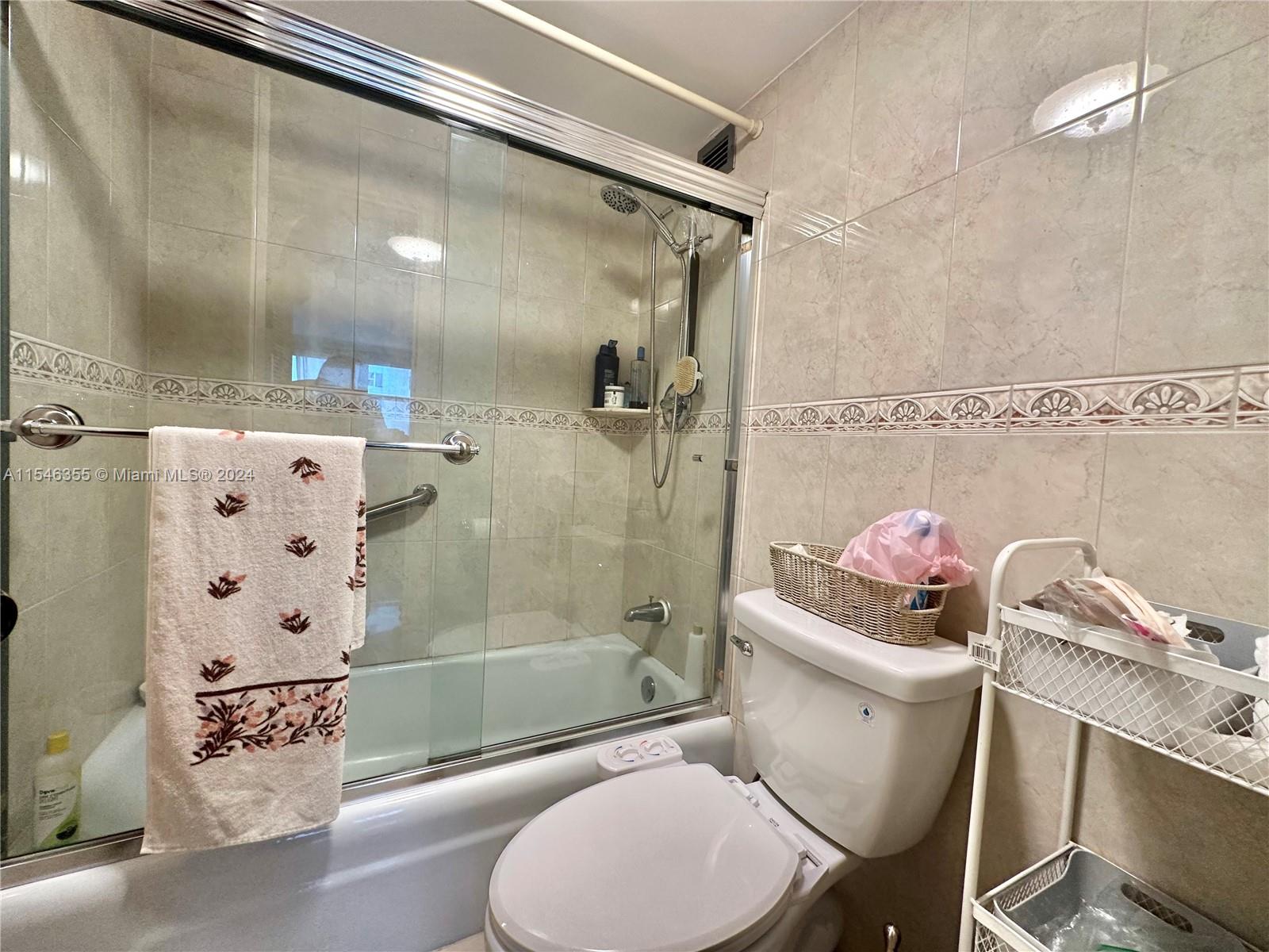 3180 S Ocean Dr 906, Hallandale Beach, Florida 33009, 2 Bedrooms Bedrooms, ,2 BathroomsBathrooms,Residentiallease,For Rent,3180 S Ocean Dr 906,A11546355