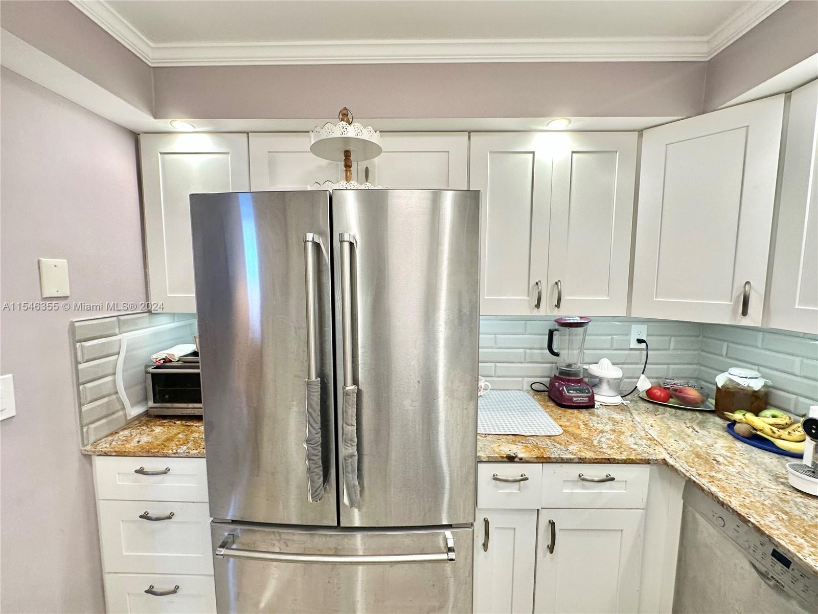 3180 S Ocean Dr 906, Hallandale Beach, Florida 33009, 2 Bedrooms Bedrooms, ,2 BathroomsBathrooms,Residentiallease,For Rent,3180 S Ocean Dr 906,A11546355