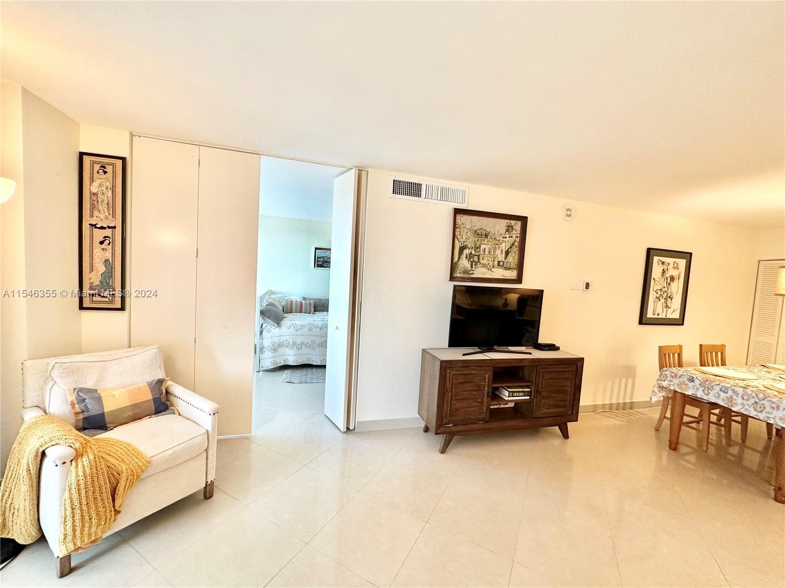 3180 S Ocean Dr 906, Hallandale Beach, Florida 33009, 2 Bedrooms Bedrooms, ,2 BathroomsBathrooms,Residentiallease,For Rent,3180 S Ocean Dr 906,A11546355
