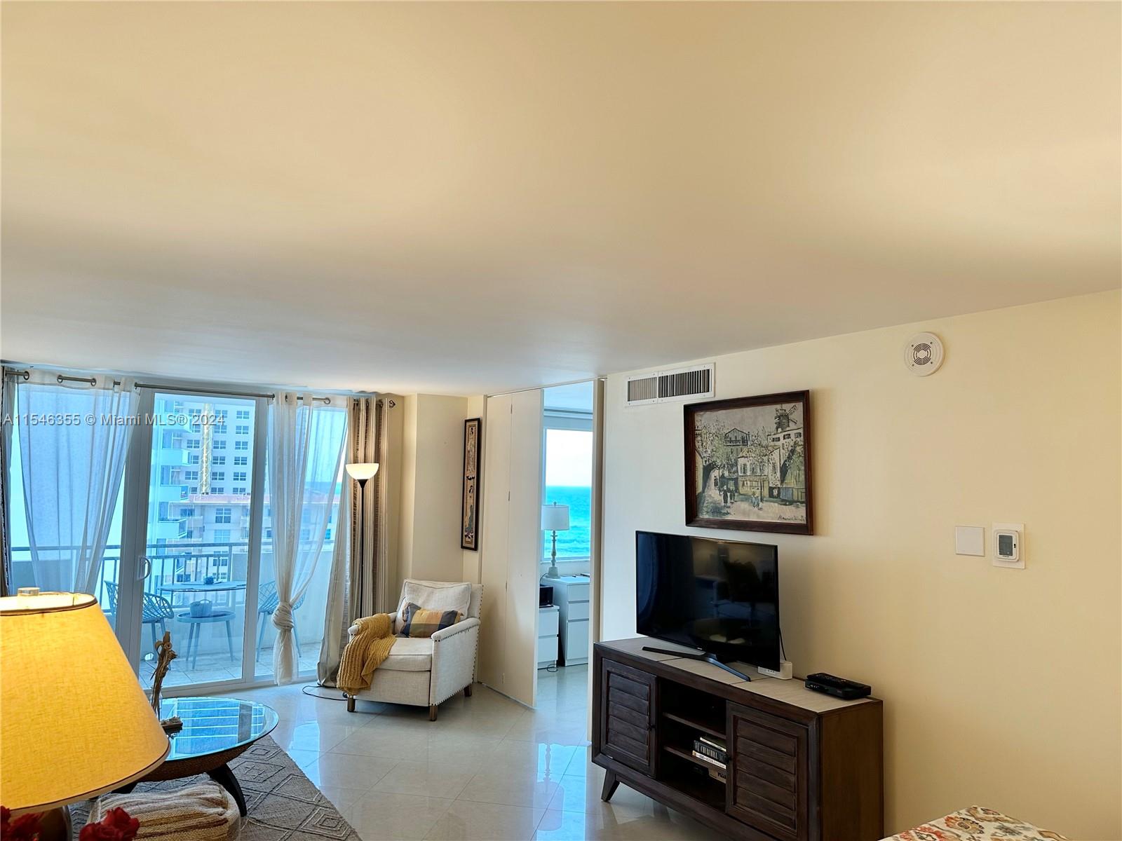 3180 S Ocean Dr 906, Hallandale Beach, Florida 33009, 2 Bedrooms Bedrooms, ,2 BathroomsBathrooms,Residentiallease,For Rent,3180 S Ocean Dr 906,A11546355