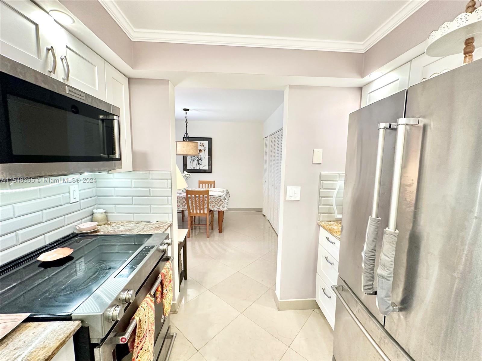 3180 S Ocean Dr 906, Hallandale Beach, Florida 33009, 2 Bedrooms Bedrooms, ,2 BathroomsBathrooms,Residentiallease,For Rent,3180 S Ocean Dr 906,A11546355