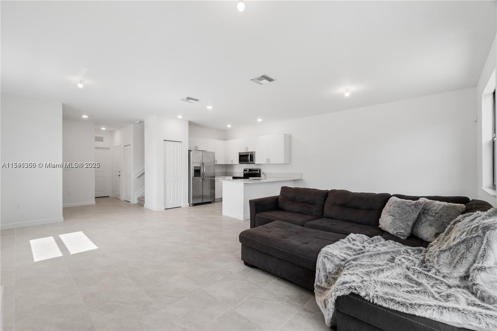 13001 SW 286th Way 13001, Homestead, Florida 33033, 4 Bedrooms Bedrooms, ,3 BathroomsBathrooms,Residential,For Sale,13001 SW 286th Way 13001,A11546350