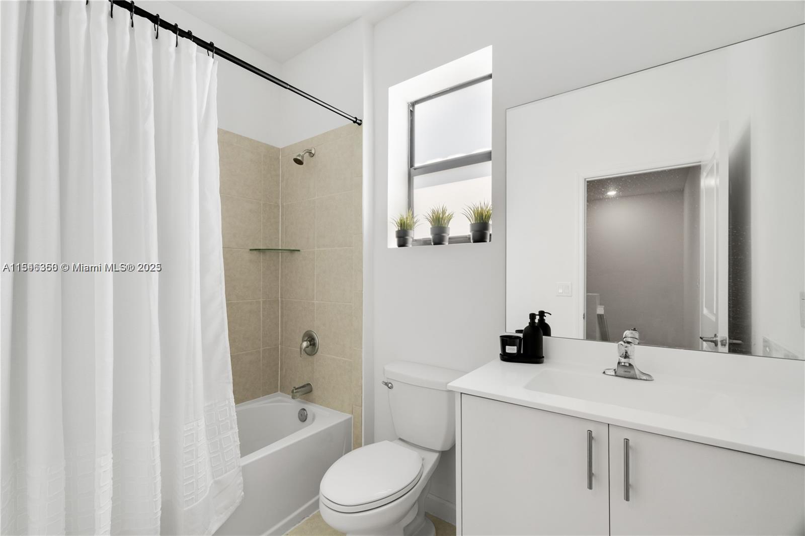 13001 SW 286th Way 13001, Homestead, Florida 33033, 4 Bedrooms Bedrooms, ,3 BathroomsBathrooms,Residential,For Sale,13001 SW 286th Way 13001,A11546350