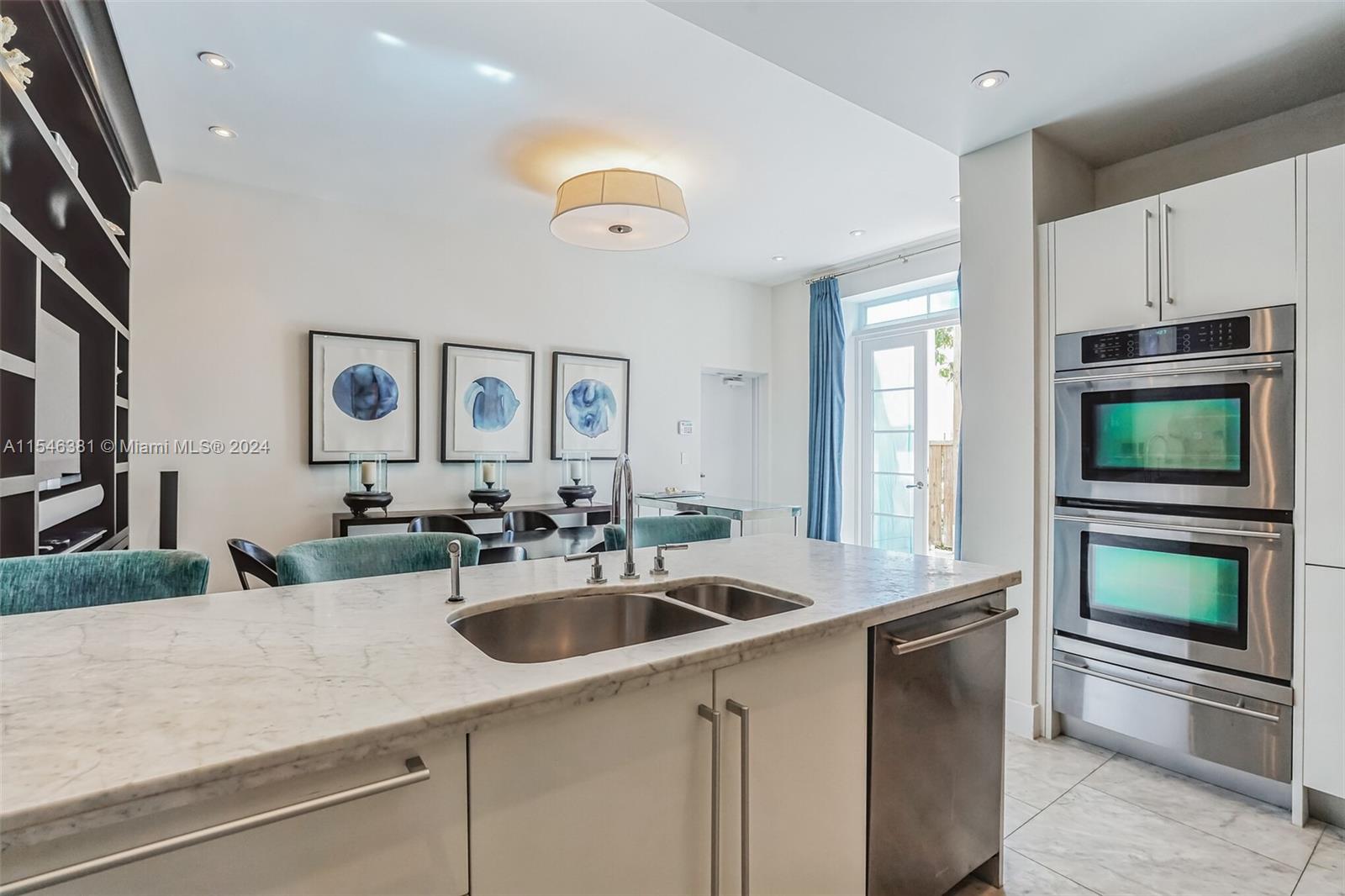 215 Water Way, Miami Beach, FL, 33141 United States, 5 Bedrooms Bedrooms, ,5 BathroomsBathrooms,Residential,For Sale,Water Way,A11546381