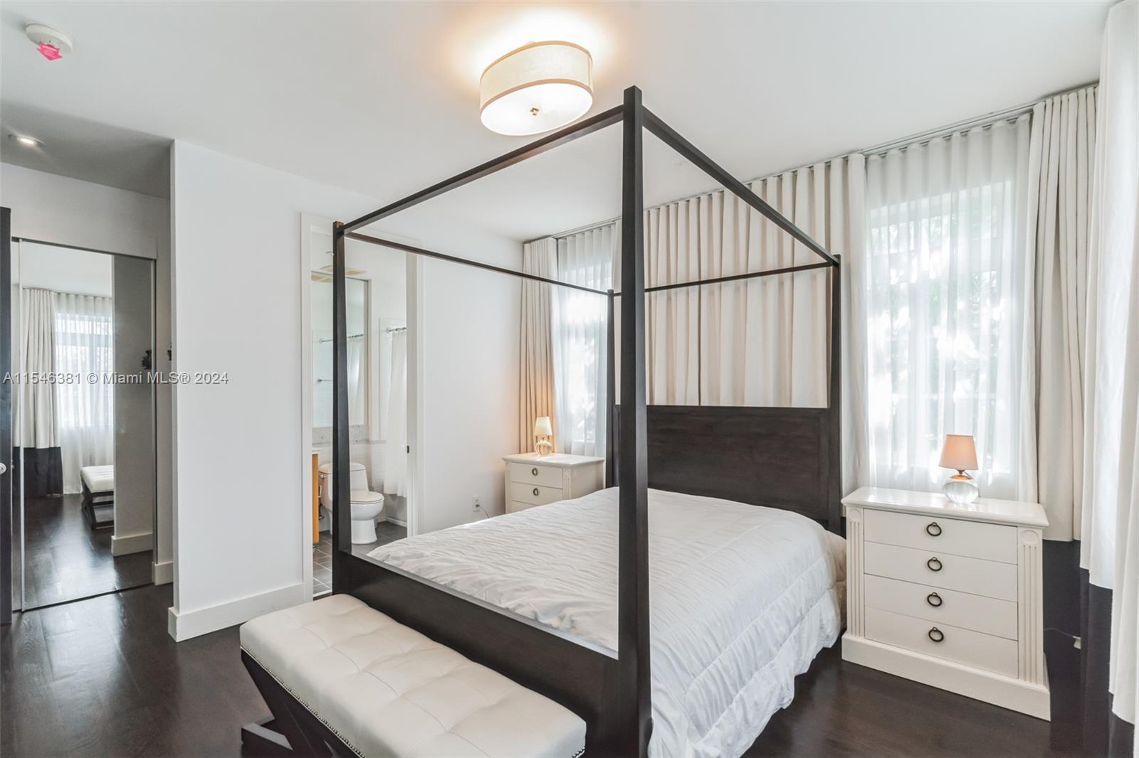 215 Water Way, Miami Beach, FL, 33141 United States, 5 Bedrooms Bedrooms, ,5 BathroomsBathrooms,Residential,For Sale,Water Way,A11546381