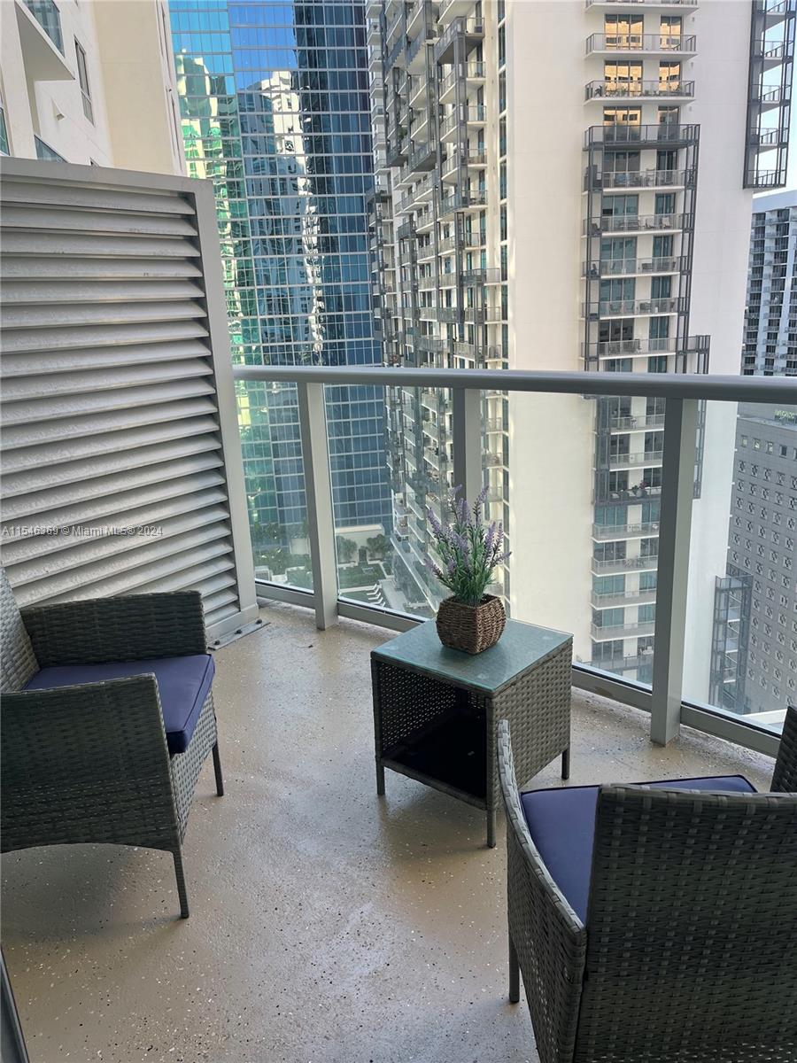 300 S Biscayne Blvd T-2207, Miami, Florida 33131, 1 Bedroom Bedrooms, ,1 BathroomBathrooms,Residentiallease,For Rent,300 S Biscayne Blvd T-2207,A11546369