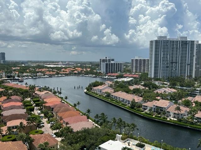 Aventura, Florida 33180, 2 Bedrooms Bedrooms, ,2 BathroomsBathrooms,Residential,For Sale,A11546408