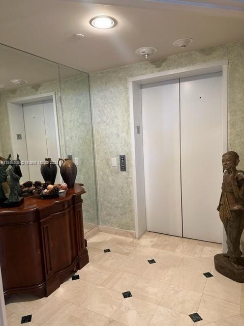 Aventura, Florida 33180, 2 Bedrooms Bedrooms, ,2 BathroomsBathrooms,Residential,For Sale,A11546408