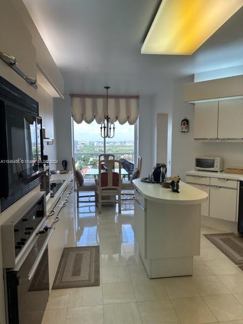 Aventura, Florida 33180, 2 Bedrooms Bedrooms, ,2 BathroomsBathrooms,Residential,For Sale,A11546408