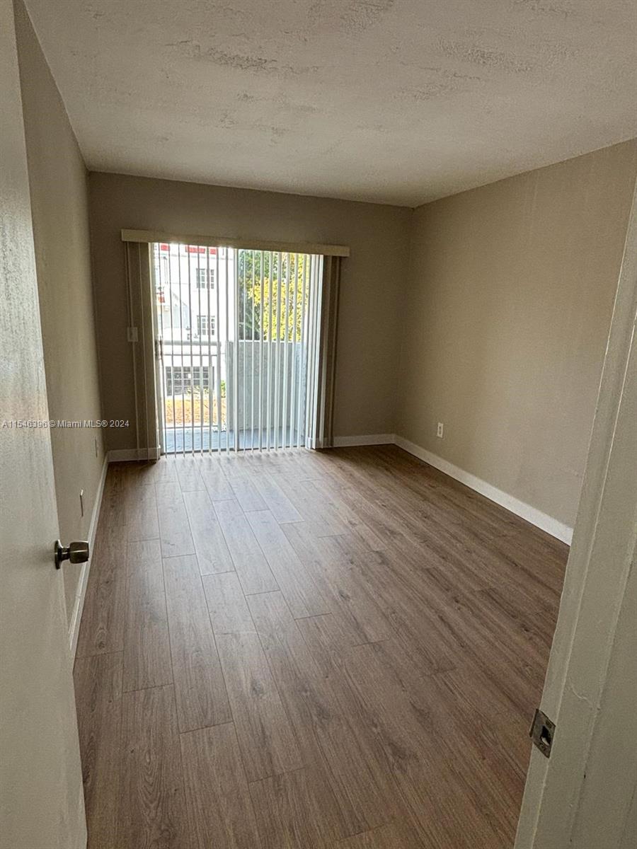 114 Mendoza Ave 32, Coral Gables, Florida 33134, 1 Bedroom Bedrooms, ,1 BathroomBathrooms,Residentiallease,For Rent,114 Mendoza Ave 32,A11546396