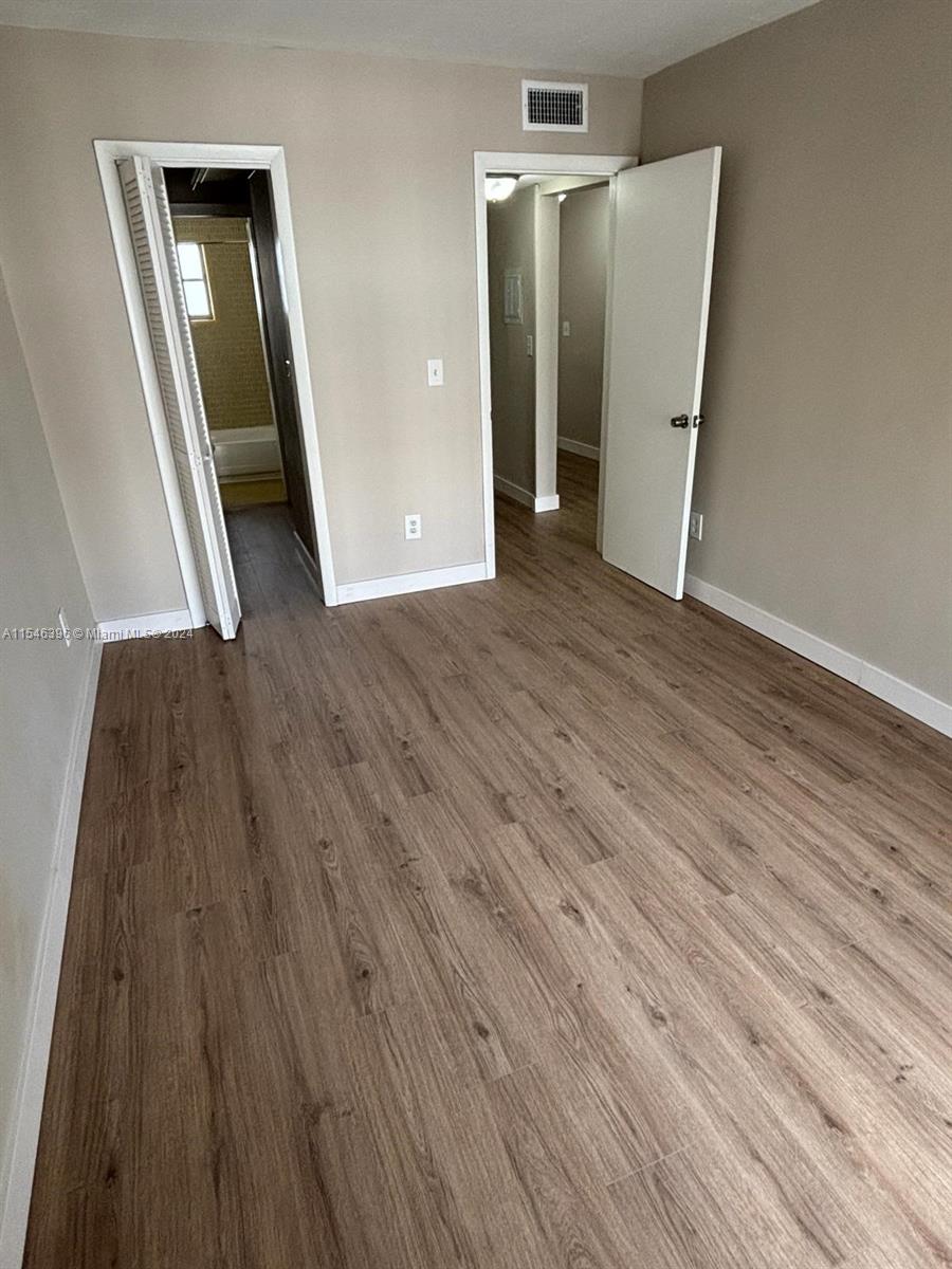 114 Mendoza Ave 32, Coral Gables, Florida 33134, 1 Bedroom Bedrooms, ,1 BathroomBathrooms,Residentiallease,For Rent,114 Mendoza Ave 32,A11546396