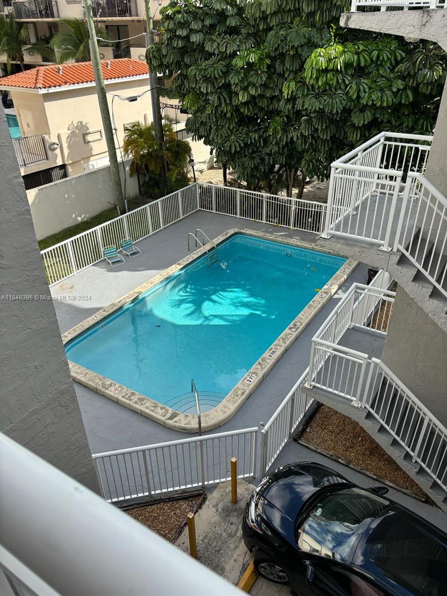 114 Mendoza Ave 32, Coral Gables, Florida 33134, 1 Bedroom Bedrooms, ,1 BathroomBathrooms,Residentiallease,For Rent,114 Mendoza Ave 32,A11546396