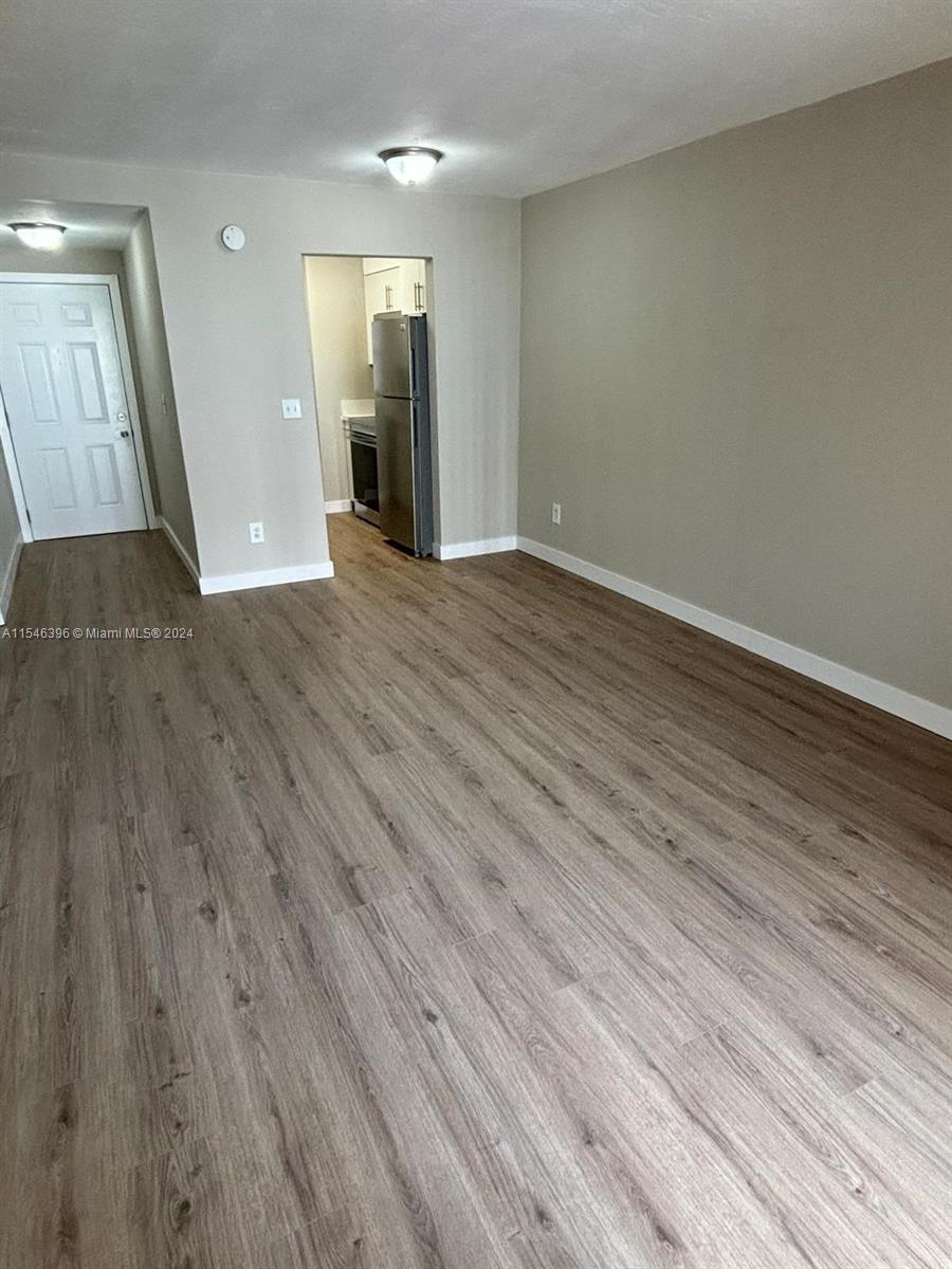 114 Mendoza Ave 32, Coral Gables, Florida 33134, 1 Bedroom Bedrooms, ,1 BathroomBathrooms,Residentiallease,For Rent,114 Mendoza Ave 32,A11546396