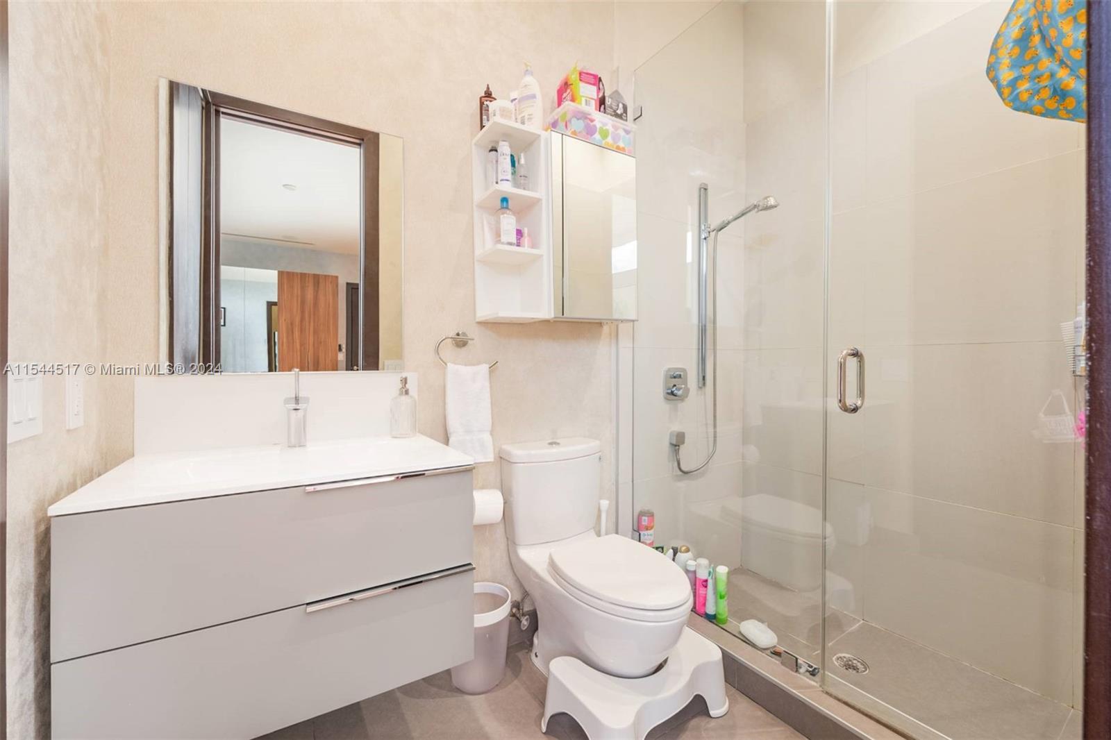 6490 84 Street, Miami, FL, 33143 United States, 4 Bedrooms Bedrooms, ,4 BathroomsBathrooms,Residential,For Sale,84 Street,A11544517