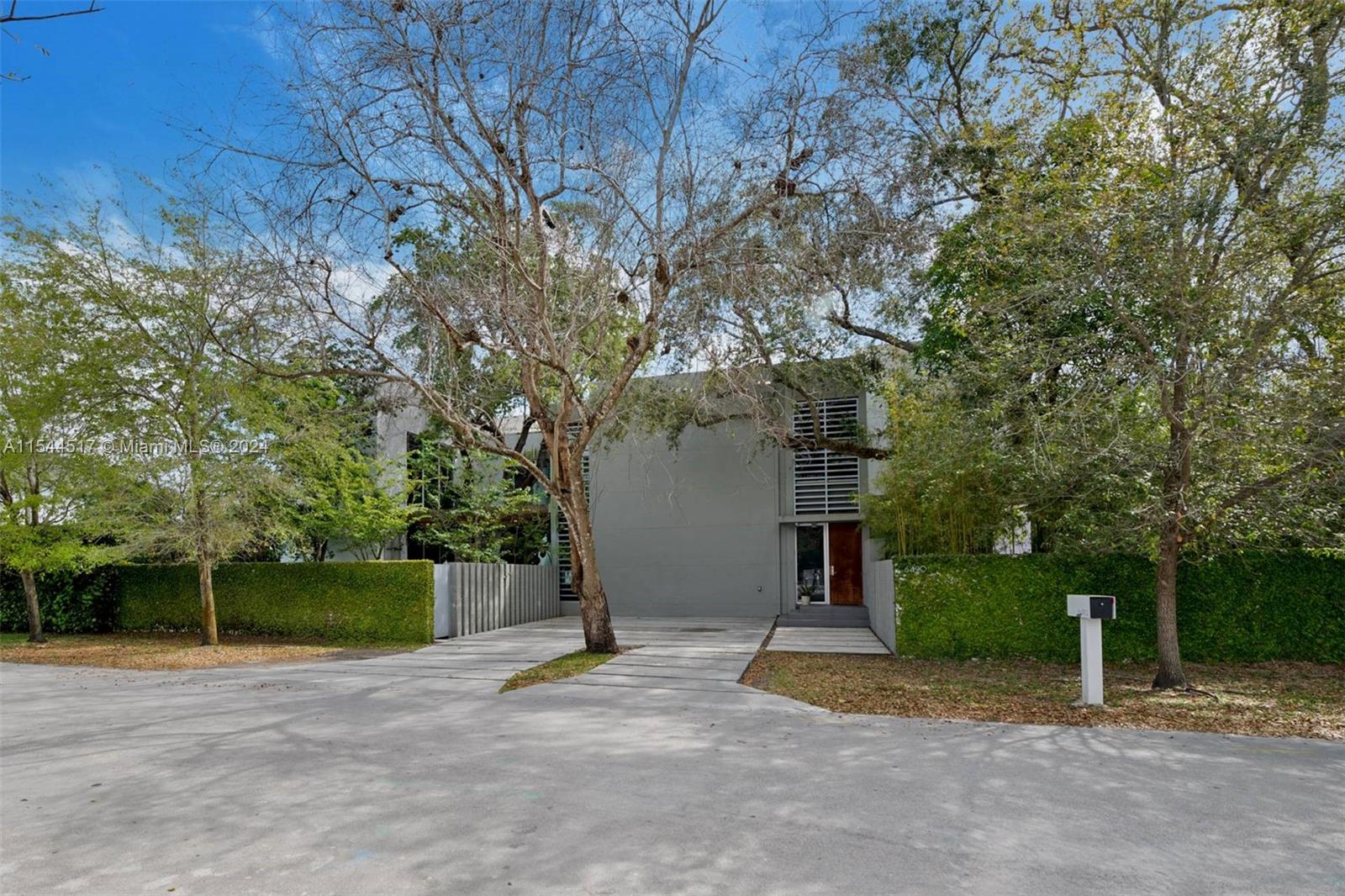 6490 84 Street, Miami, FL, 33143 United States, 4 Bedrooms Bedrooms, ,4 BathroomsBathrooms,Residential,For Sale,84 Street,A11544517