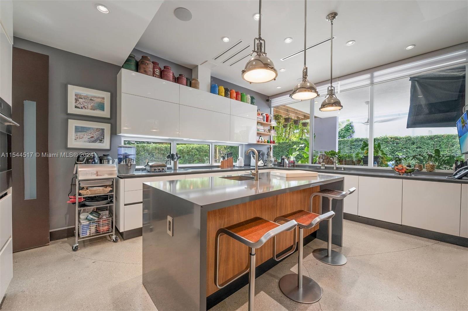 6490 84 Street, Miami, FL, 33143 United States, 4 Bedrooms Bedrooms, ,4 BathroomsBathrooms,Residential,For Sale,84 Street,A11544517