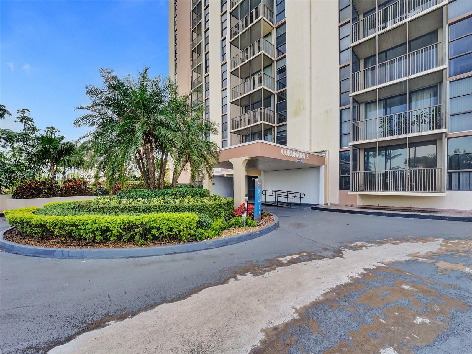 20379 Country Club Dr, Aventura, FL, 33180 United States, 1 Bedroom Bedrooms, ,1 BathroomBathrooms,Residential,For Sale,Country Club Dr,A11546445