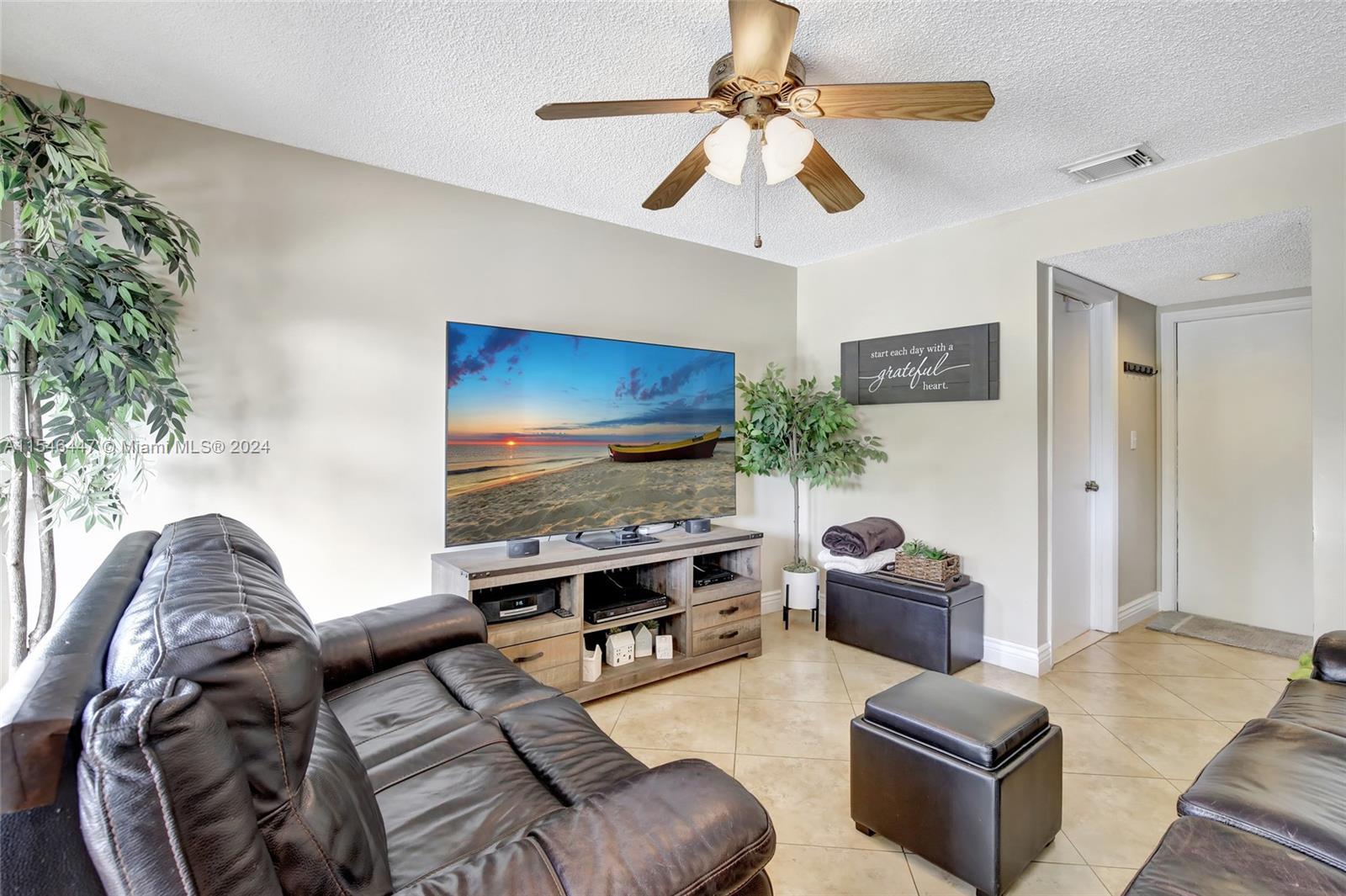 20040 NW 86th Ct, Hialeah, Florida 33015, 4 Bedrooms Bedrooms, ,2 BathroomsBathrooms,Residential,For Sale,20040 NW 86th Ct,A11546447