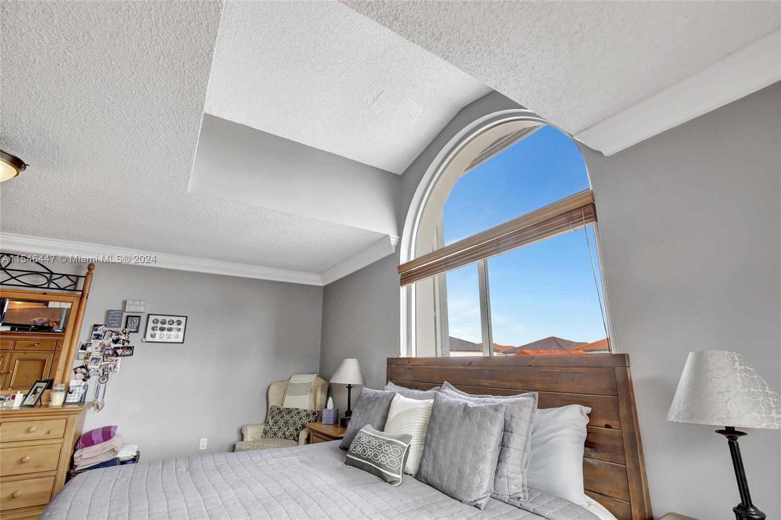 20040 NW 86th Ct, Hialeah, Florida 33015, 4 Bedrooms Bedrooms, ,2 BathroomsBathrooms,Residential,For Sale,20040 NW 86th Ct,A11546447