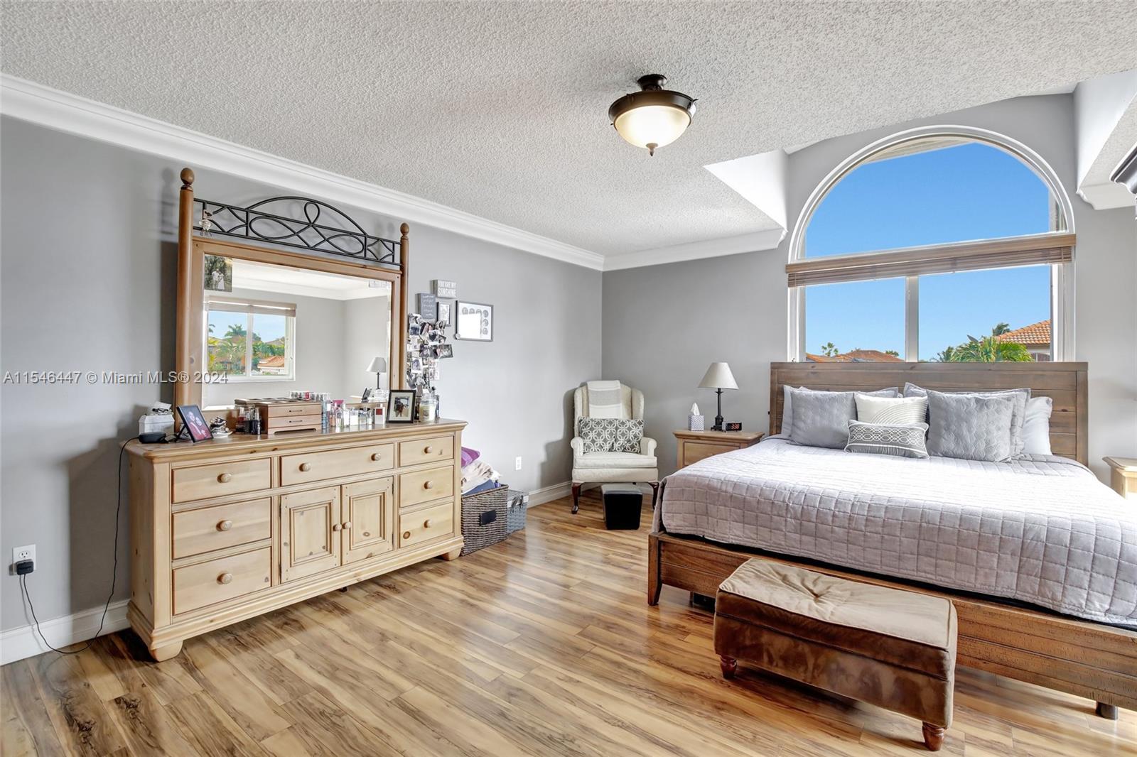 20040 NW 86th Ct, Hialeah, Florida 33015, 4 Bedrooms Bedrooms, ,2 BathroomsBathrooms,Residential,For Sale,20040 NW 86th Ct,A11546447