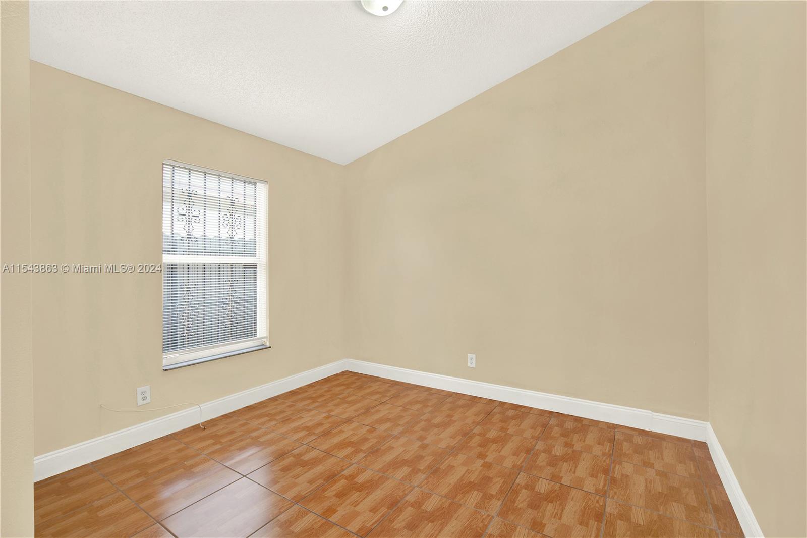 759 SW 7th Ter, Florida City, Florida 33034, 4 Bedrooms Bedrooms, ,2 BathroomsBathrooms,Residential,For Sale,759 SW 7th Ter,A11543863