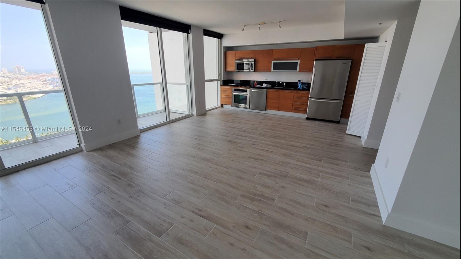 253 NE 2nd St 3707, Miami, Florida 33132, ,1 BathroomBathrooms,Residentiallease,For Rent,253 NE 2nd St 3707,A11546453