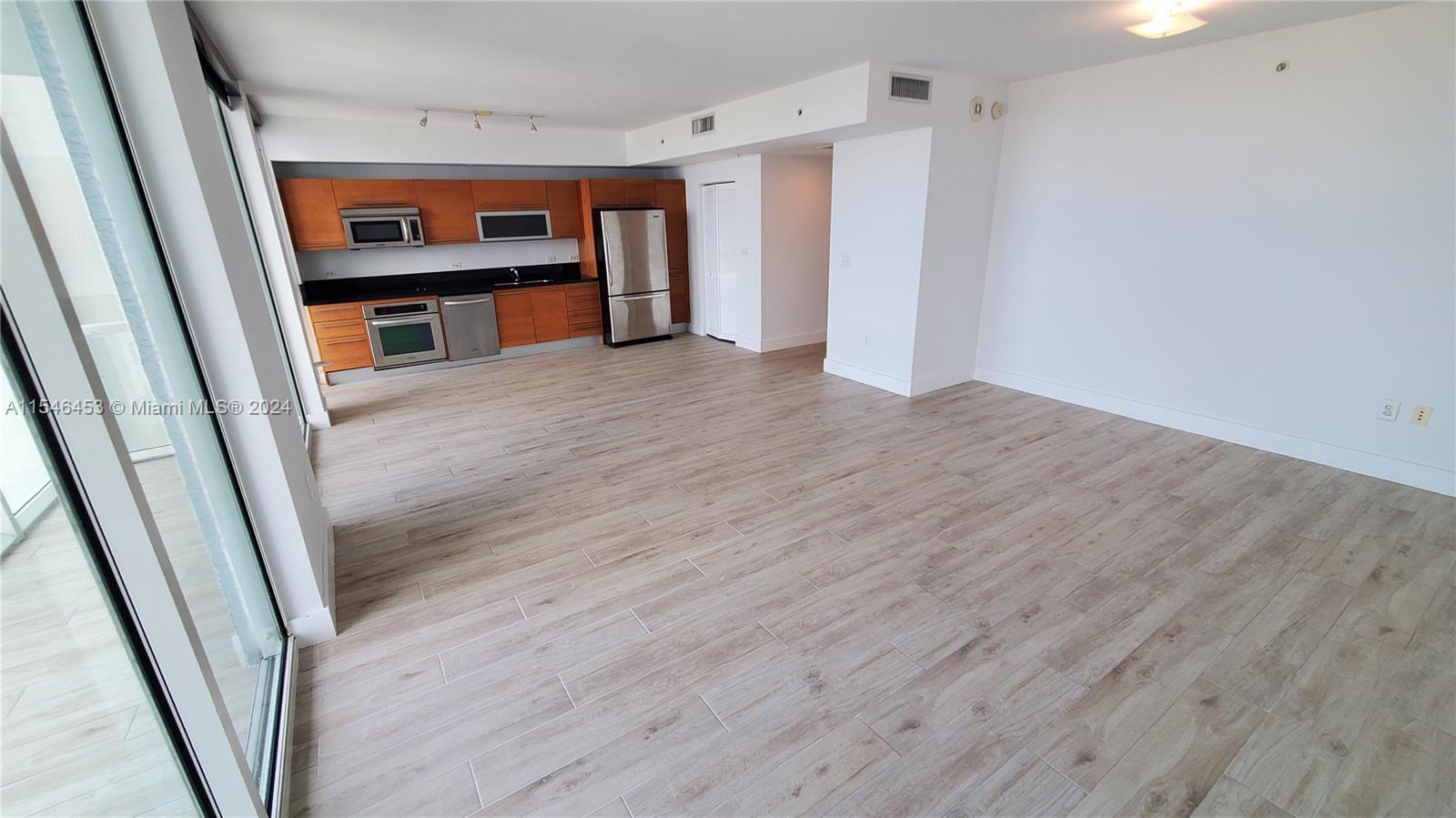 253 NE 2nd St 3707, Miami, Florida 33132, ,1 BathroomBathrooms,Residentiallease,For Rent,253 NE 2nd St 3707,A11546453