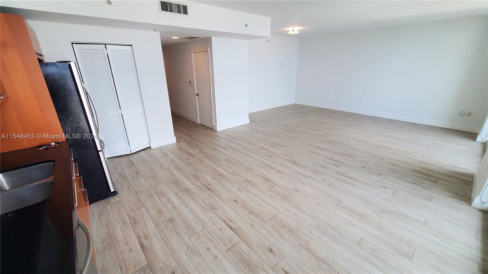 253 NE 2nd St 3707, Miami, Florida 33132, ,1 BathroomBathrooms,Residentiallease,For Rent,253 NE 2nd St 3707,A11546453