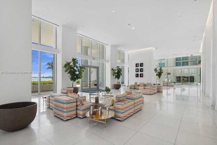 700 NE 26 Ter 2204, Miami, Florida 33137, 1 Bedroom Bedrooms, ,1 BathroomBathrooms,Residential,For Sale,700 NE 26 Ter 2204,A11542654