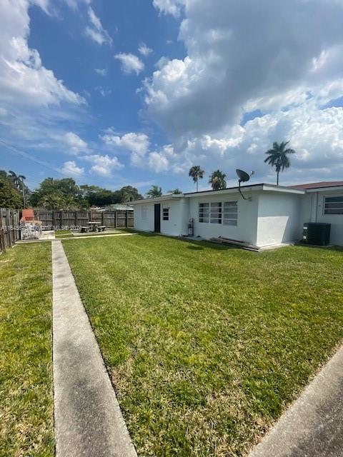 3253 Pierce St, Hollywood, Florida 33021, 3 Bedrooms Bedrooms, ,2 BathroomsBathrooms,Residential,For Sale,3253 Pierce St,A11545670