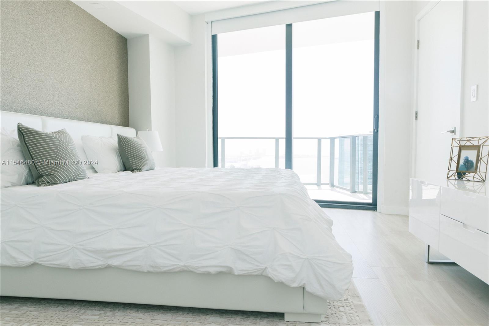 1300 S Miami Ave 4403, Miami, Florida 33130, 1 Bedroom Bedrooms, ,2 BathroomsBathrooms,Residentiallease,For Rent,1300 S Miami Ave 4403,A11546480
