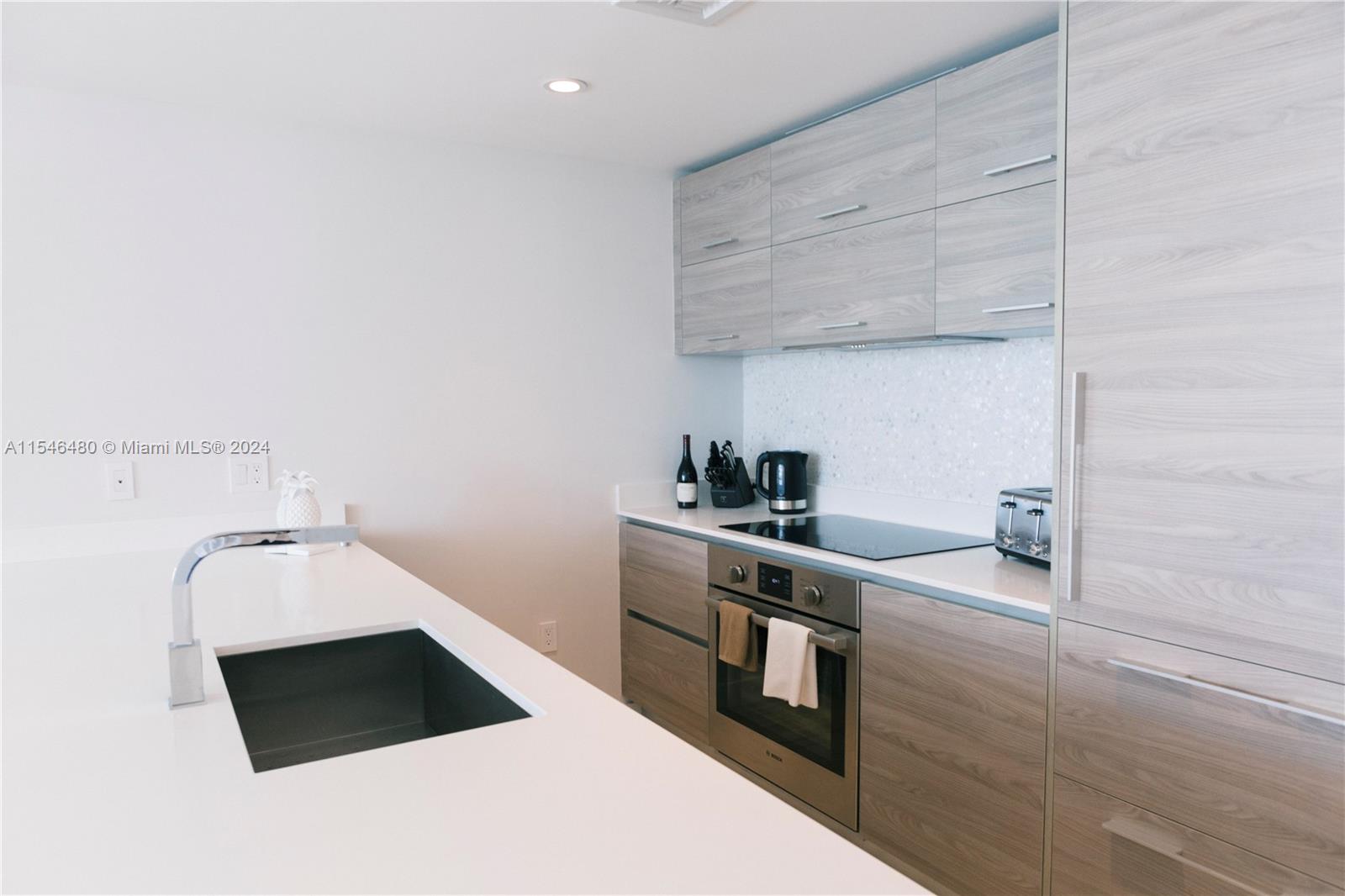 1300 S Miami Ave 4403, Miami, Florida 33130, 1 Bedroom Bedrooms, ,2 BathroomsBathrooms,Residentiallease,For Rent,1300 S Miami Ave 4403,A11546480