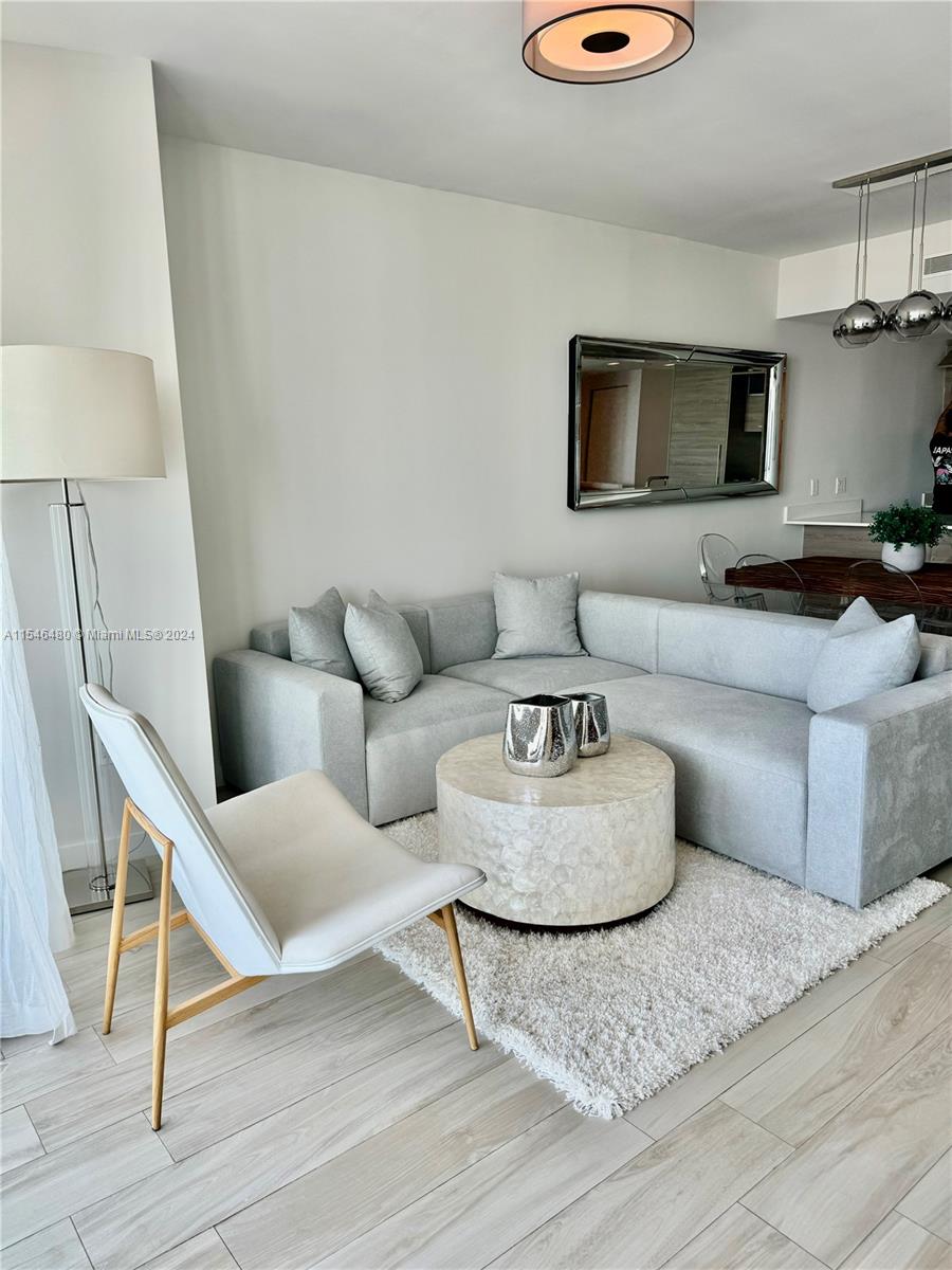 1300 S Miami Ave 4403, Miami, Florida 33130, 1 Bedroom Bedrooms, ,2 BathroomsBathrooms,Residentiallease,For Rent,1300 S Miami Ave 4403,A11546480