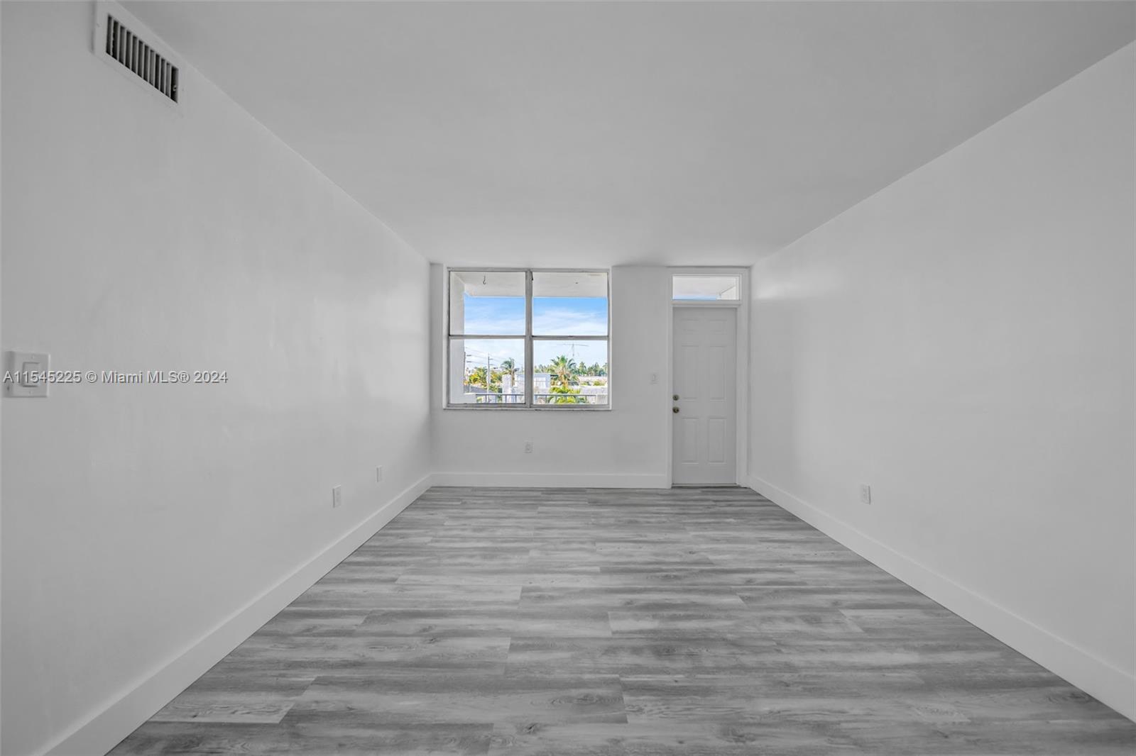910 Jefferson Ave 4A, Miami Beach, Florida 33139, 1 Bedroom Bedrooms, ,1 BathroomBathrooms,Residentiallease,For Rent,910 Jefferson Ave 4A,A11545225