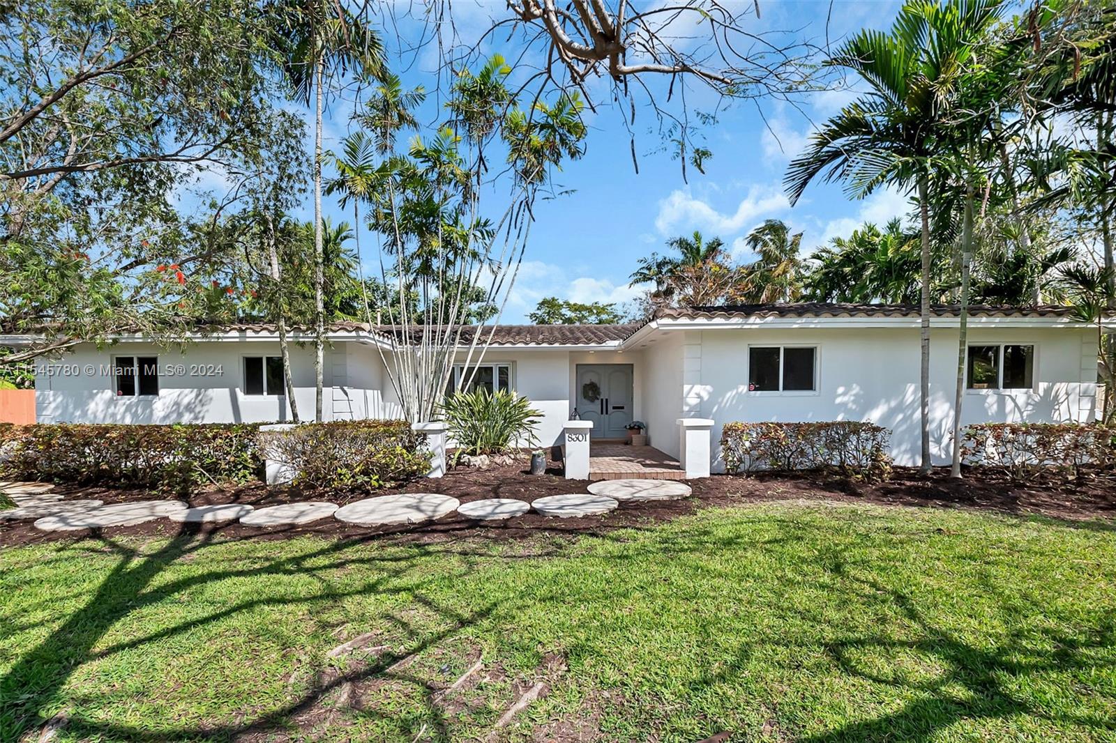 8301 SW 164th St  For Sale A11545780, FL