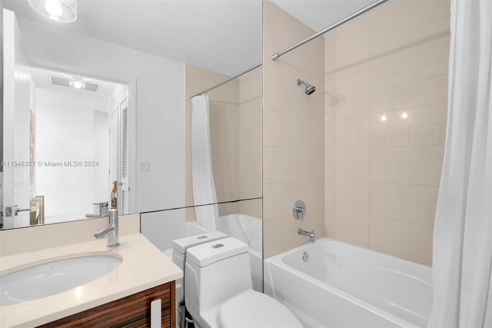 2020 N Bayshore Dr 3308, Miami, Florida 33137, 2 Bedrooms Bedrooms, ,2 BathroomsBathrooms,Residential,For Sale,2020 N Bayshore Dr 3308,A11546327