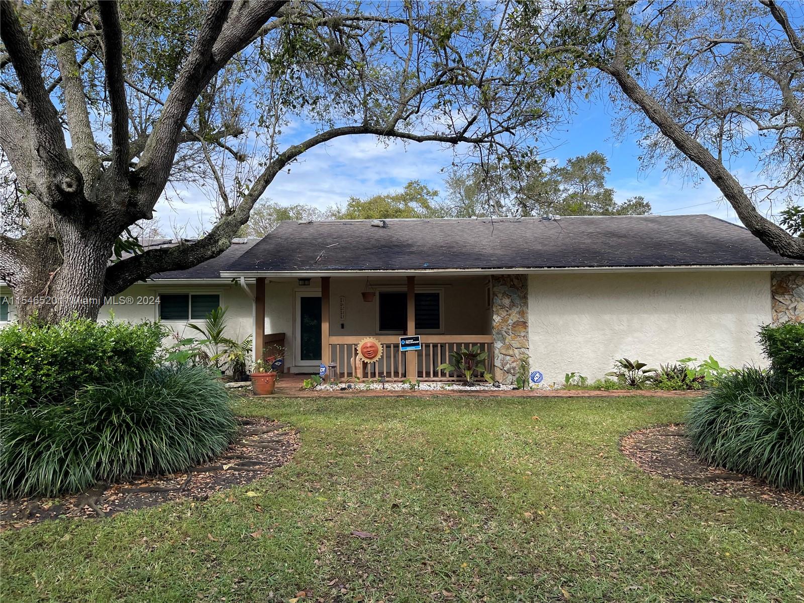 16211 SW 274th St, Homestead, Florida 33031, 3 Bedrooms Bedrooms, ,2 BathroomsBathrooms,Residential,For Sale,16211 SW 274th St,A11546520