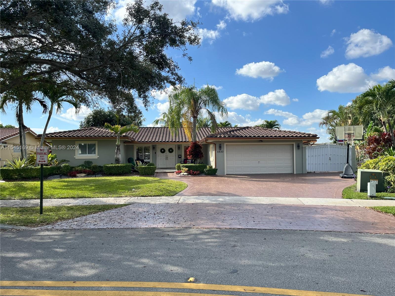 Undisclosed For Sale A11545169, FL