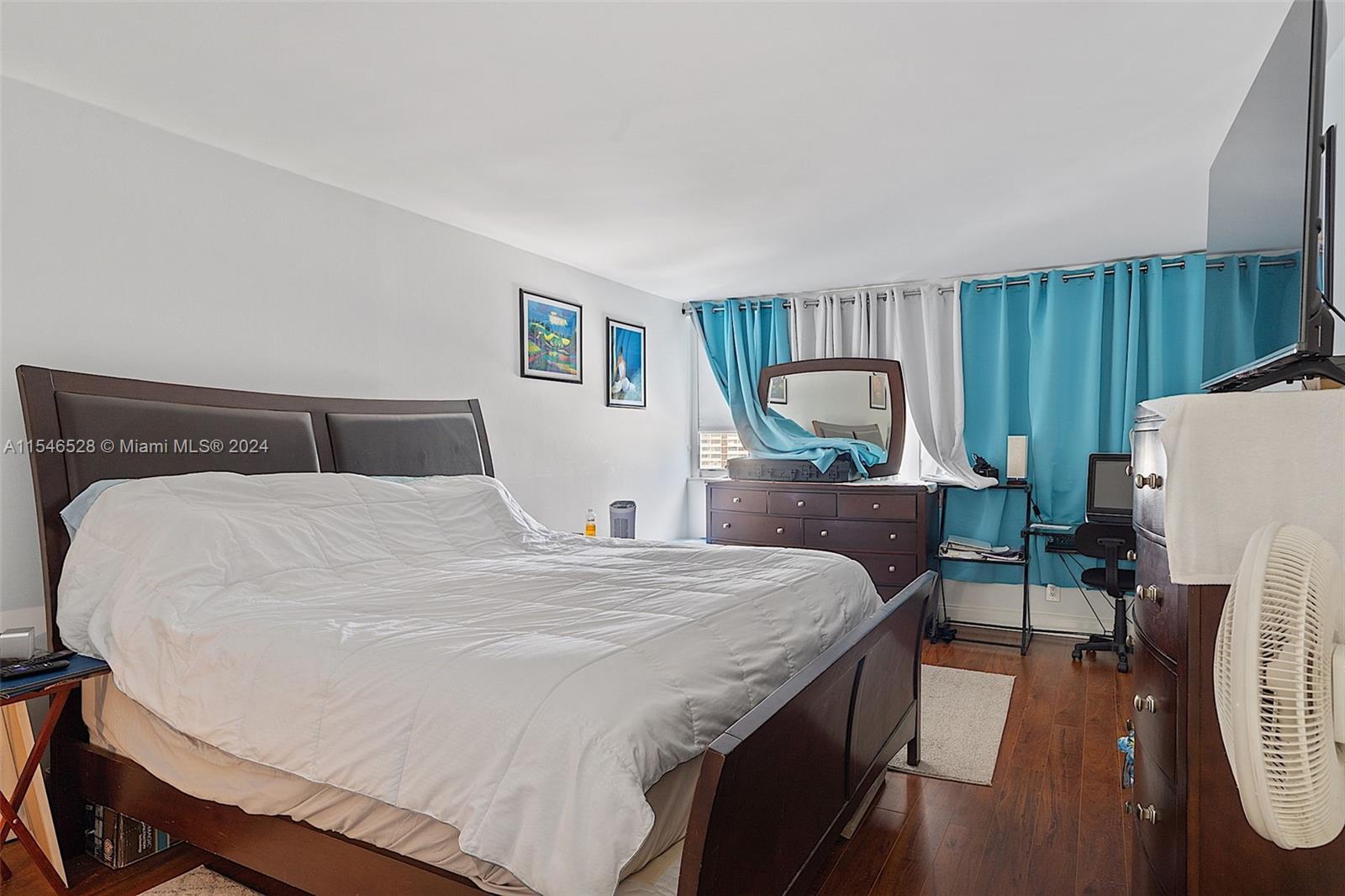 1880 S Ocean Dr 805, Hallandale Beach, Florida 33009, 1 Bedroom Bedrooms, ,1 BathroomBathrooms,Residential,For Sale,1880 S Ocean Dr 805,A11546528