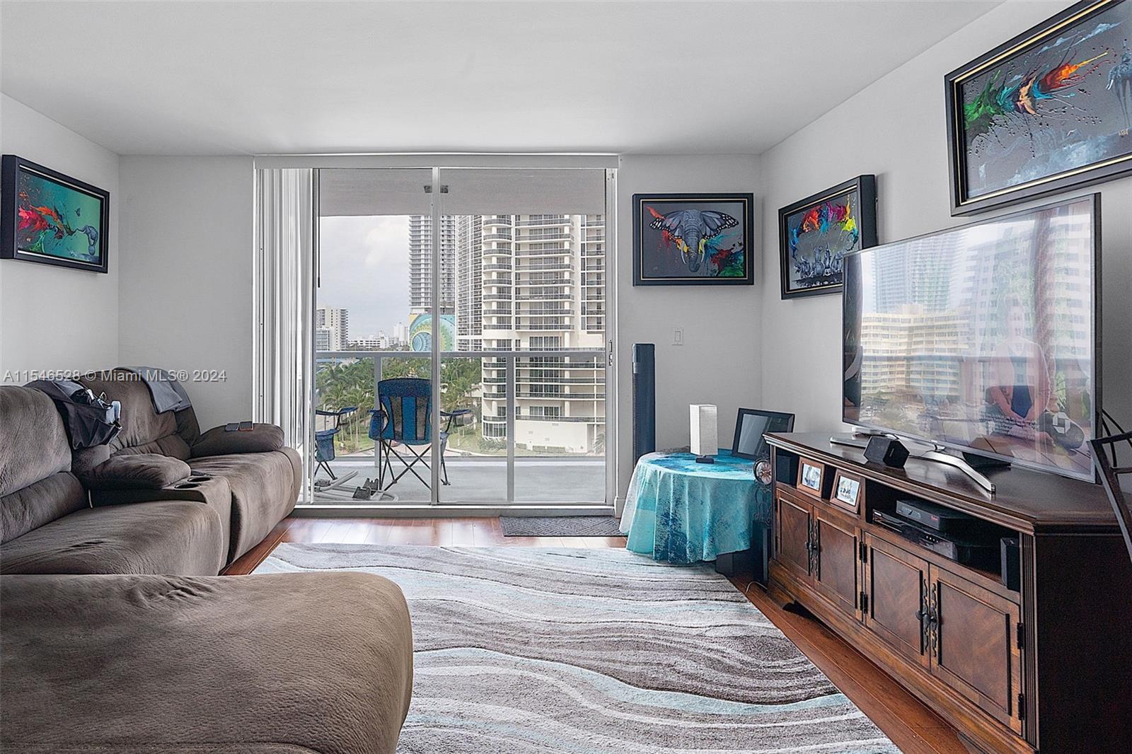 1880 S Ocean Dr 805, Hallandale Beach, Florida 33009, 1 Bedroom Bedrooms, ,1 BathroomBathrooms,Residential,For Sale,1880 S Ocean Dr 805,A11546528