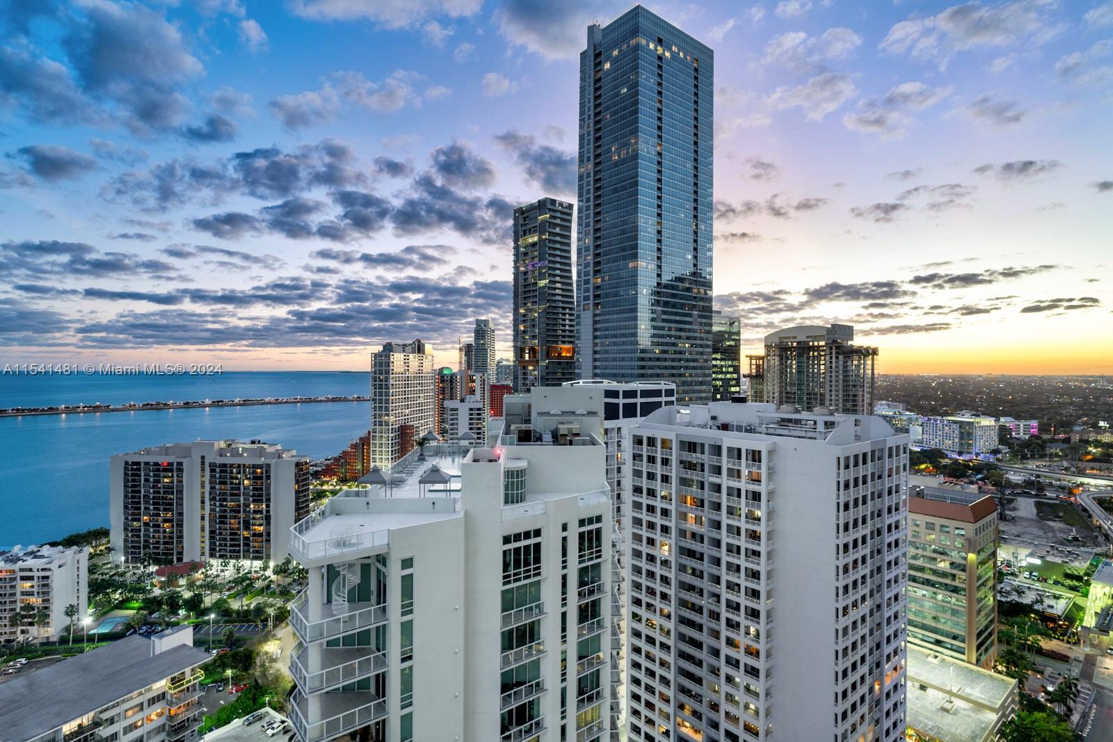 1331 Brickell Bay Dr, Miami, FL, 33131 United States, 4 Bedrooms Bedrooms, ,4 BathroomsBathrooms,Residential,For Sale,Brickell Bay Dr,A11541481