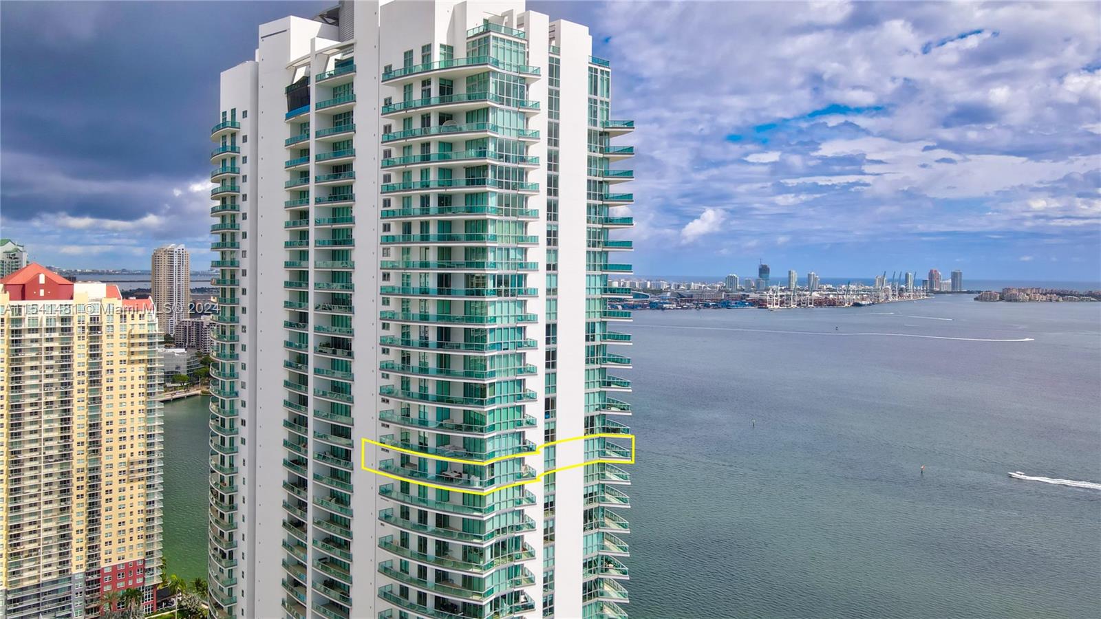 1331 Brickell Bay Dr, Miami, FL, 33131 United States, 4 Bedrooms Bedrooms, ,4 BathroomsBathrooms,Residential,For Sale,Brickell Bay Dr,A11541481