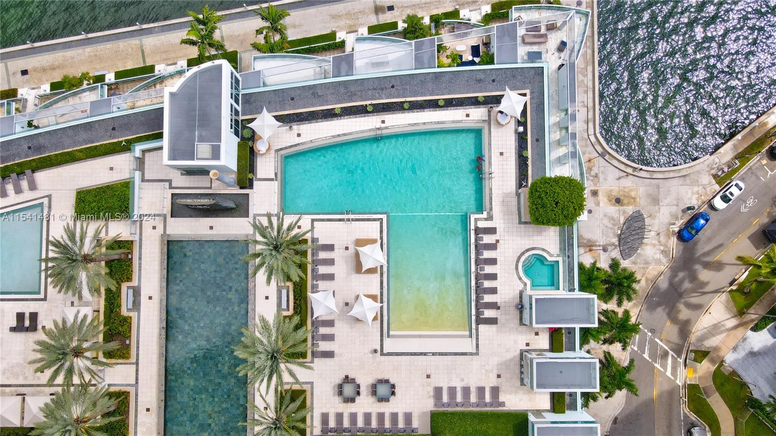 1331 Brickell Bay Dr, Miami, FL, 33131 United States, 4 Bedrooms Bedrooms, ,4 BathroomsBathrooms,Residential,For Sale,Brickell Bay Dr,A11541481