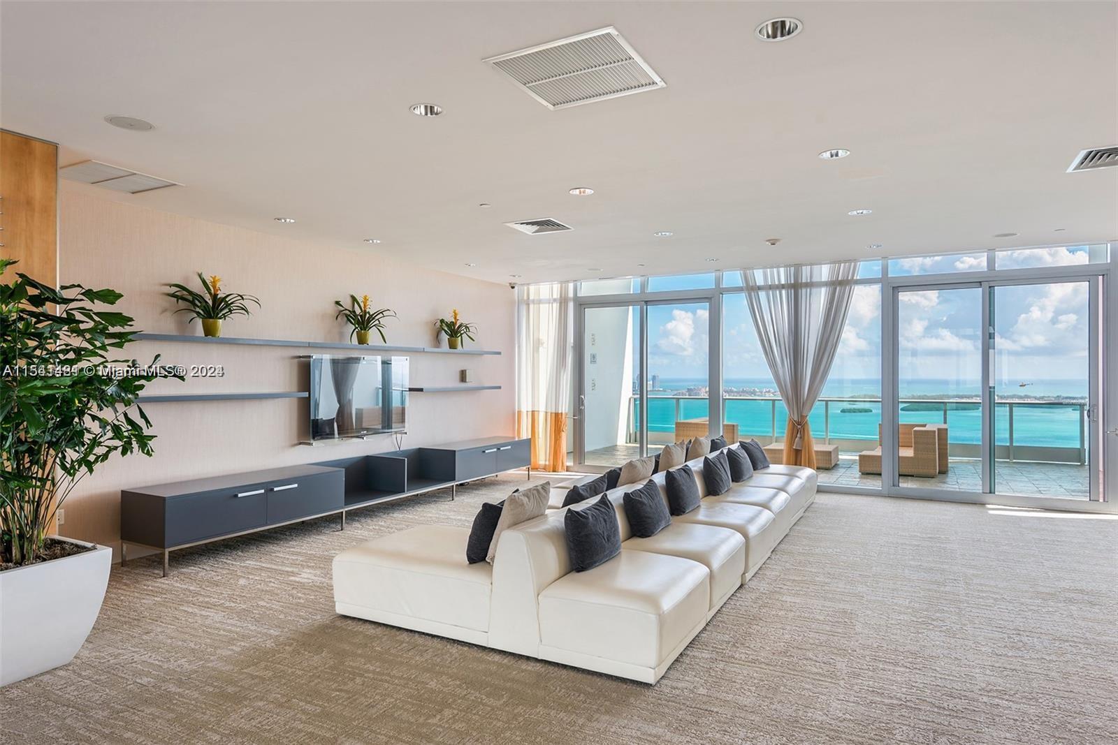 1331 Brickell Bay Dr 3211, Miami, Florida 33131, 4 Bedrooms Bedrooms, ,4 BathroomsBathrooms,Residential,For Sale,1331 Brickell Bay Dr 3211,A11541481