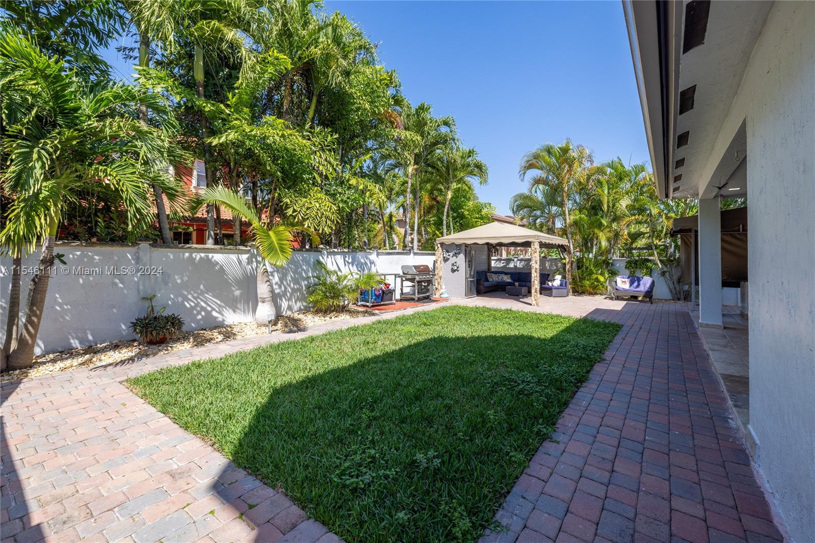 3102 SW 147 ct, Miami, Florida 33185, 5 Bedrooms Bedrooms, ,3 BathroomsBathrooms,Residential,For Sale,3102 SW 147 ct,A11546111