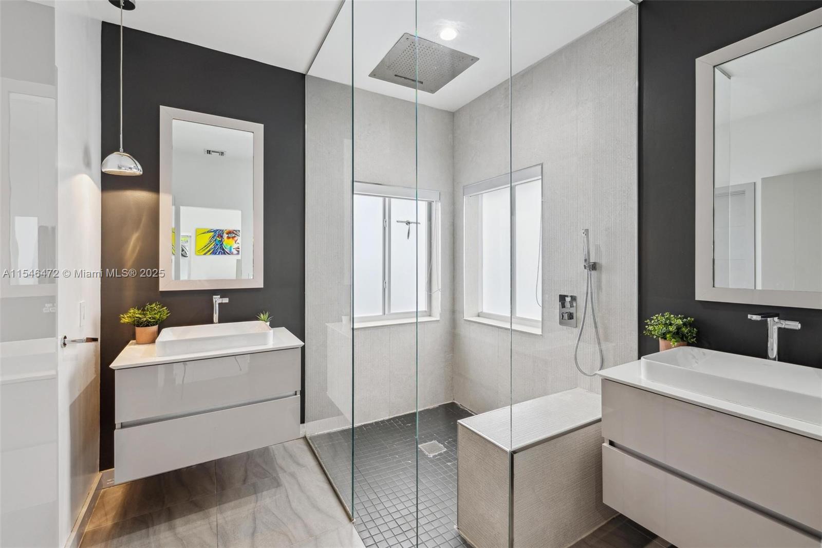 2615 NE 213th St, Miami, Florida 33180, 4 Bedrooms Bedrooms, ,2 BathroomsBathrooms,Residential,For Sale,2615 NE 213th St,A11546472