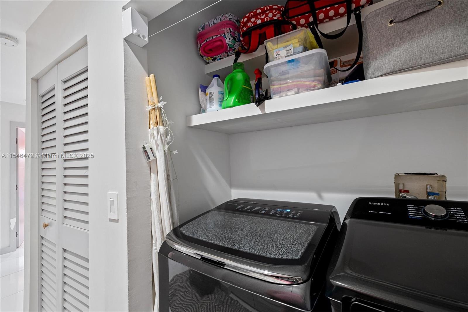 2615 NE 213th St, Miami, Florida 33180, 4 Bedrooms Bedrooms, ,2 BathroomsBathrooms,Residential,For Sale,2615 NE 213th St,A11546472