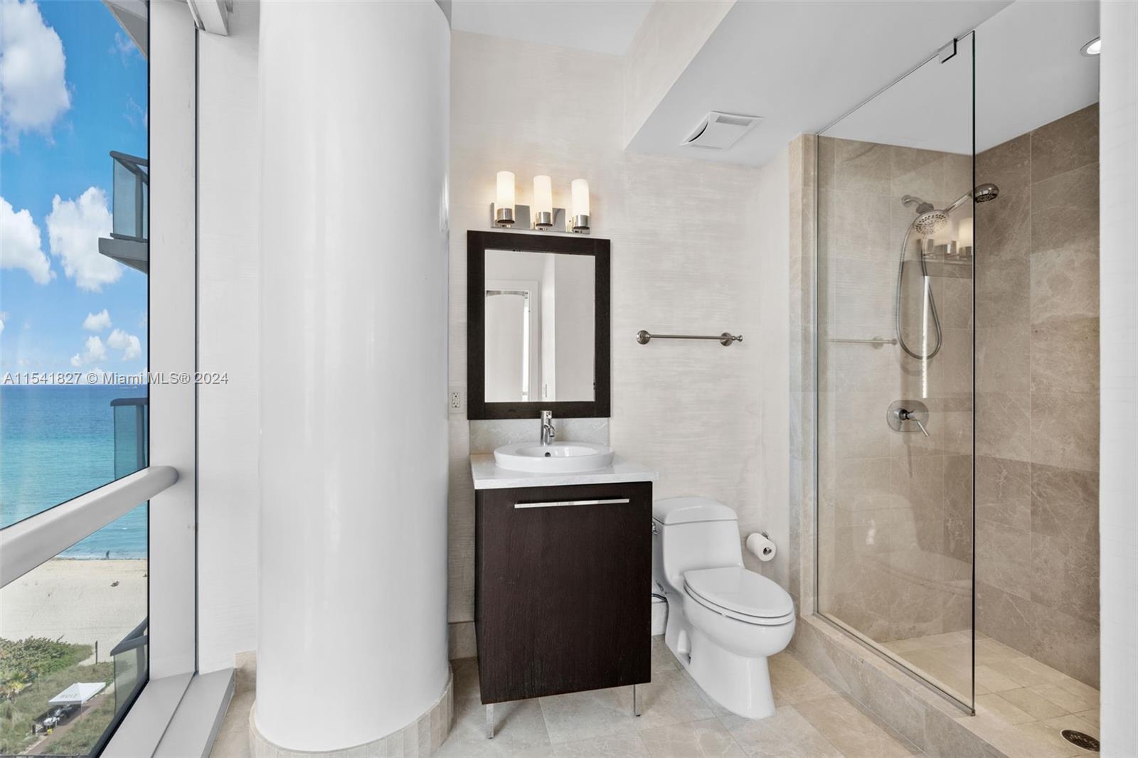 17121 Collins Ave, Sunny Isles Beach, FL, 33160 United States, 3 Bedrooms Bedrooms, ,3 BathroomsBathrooms,Residential,For Sale,Collins Ave,A11541827