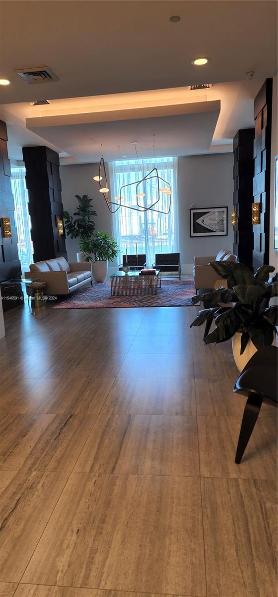 140 S Dixie Hwy 933, Hollywood, Florida 33020, 1 Bedroom Bedrooms, ,1 BathroomBathrooms,Residentiallease,For Rent,140 S Dixie Hwy 933,A11546591