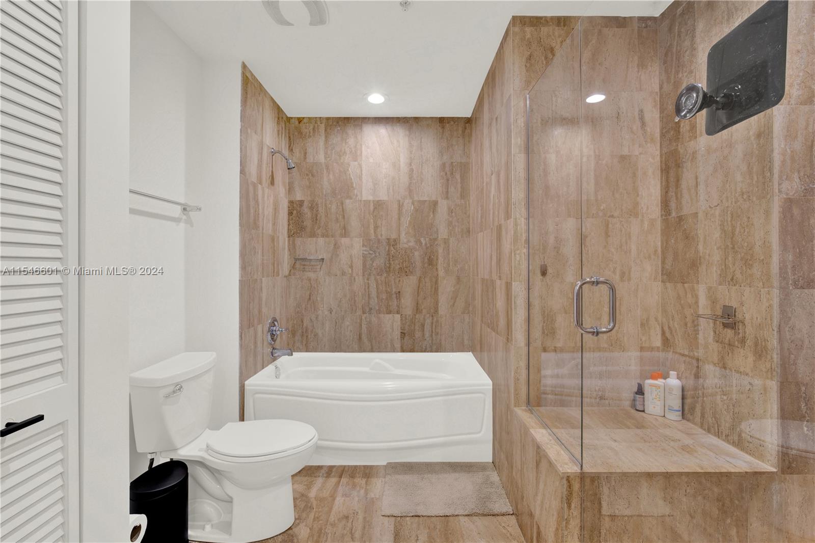300 S Biscayne Blvd T-3406, Miami, Florida 33131, 2 Bedrooms Bedrooms, ,2 BathroomsBathrooms,Residentiallease,For Rent,300 S Biscayne Blvd T-3406,A11546601